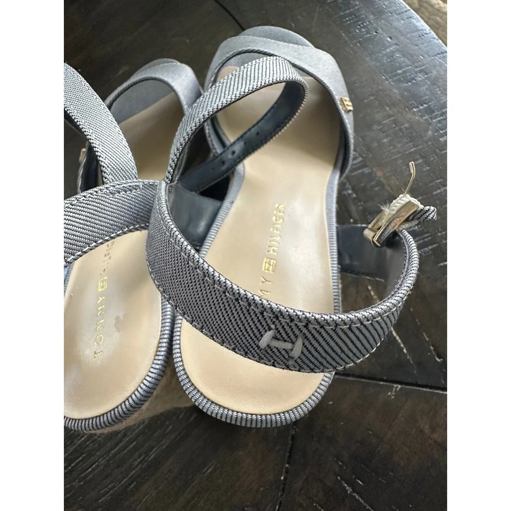Tommy Hilfiger Gallie3 Blue Pinstripe Espadrille Wedge Sandals Womens 8.5M